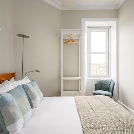 2Br New Town Castle View Apartment Edinburgh Dış mekan fotoğraf